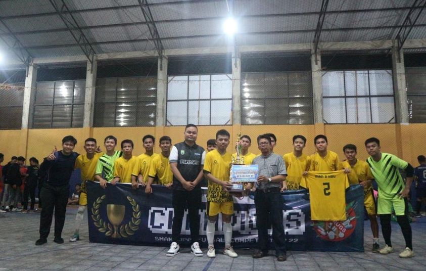 MAN 2 HSU Juara 1 Turnamen Futsal Antar SMK/SMA/MA se Banua Enam
