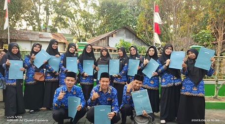 19 Guru MAN 2 HSU Terima SK PPPK