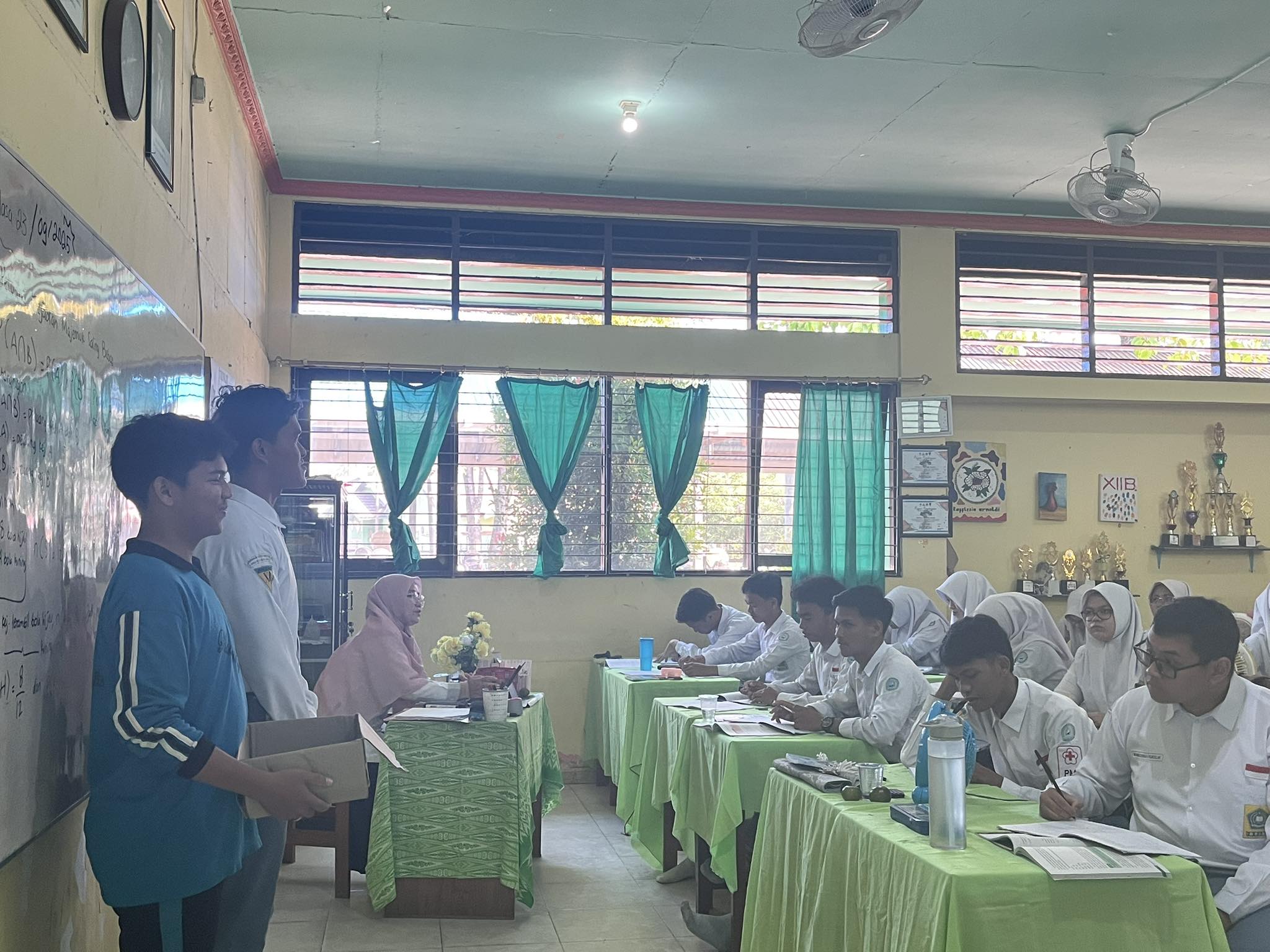 MAN 2 Hulu Sungai Utara Gelar Penggalangan Dana untuk Korban Banjir Bandang