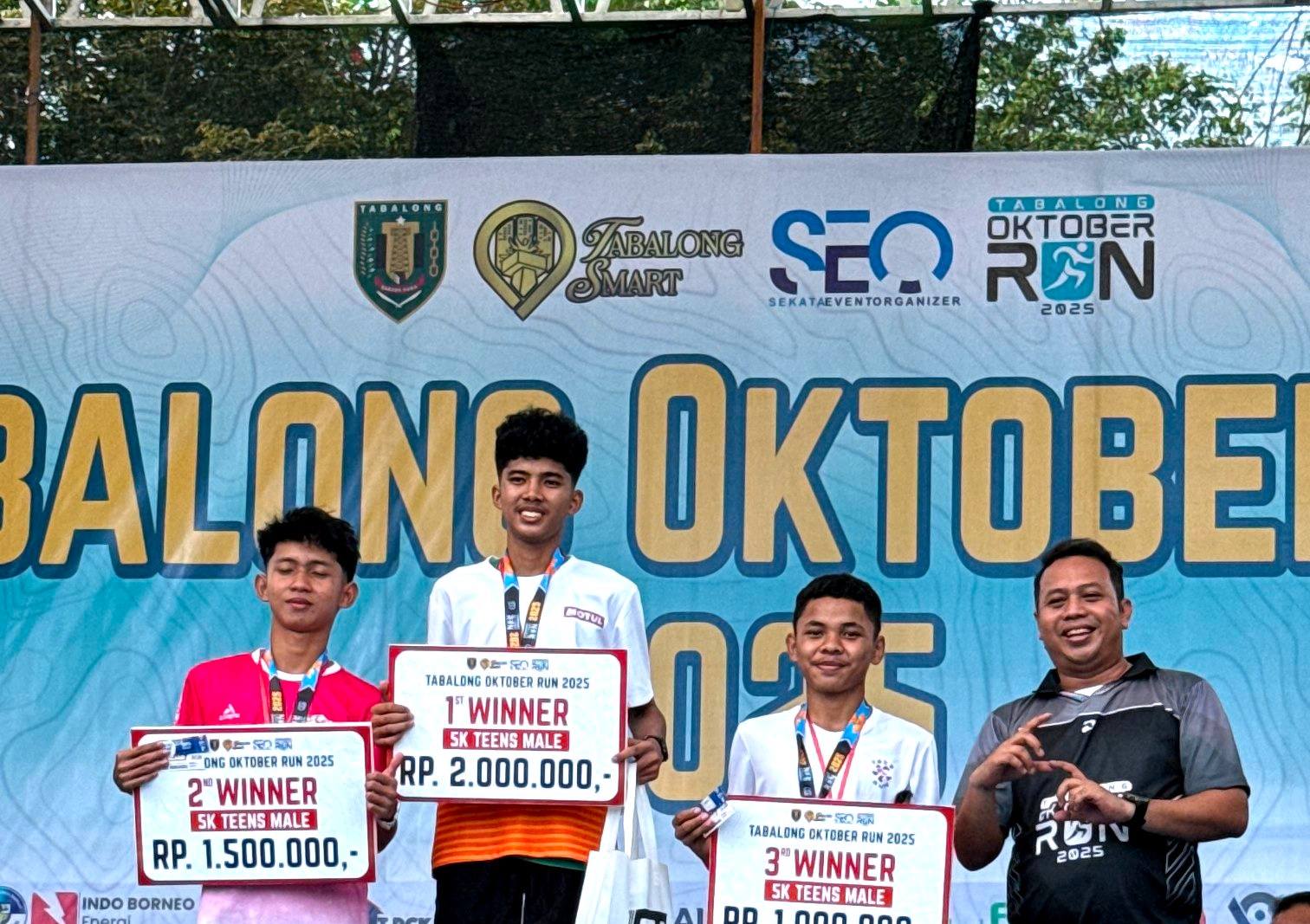 Siswa MAN 2 HSU Raih Juara 1 Dalam Lomba Oktober RUN 2025