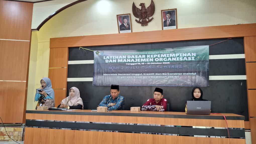 OSIM MAN 2 HSU Laksanakan Latihan Dasar Kepemimpinan Manajemen Organisasi