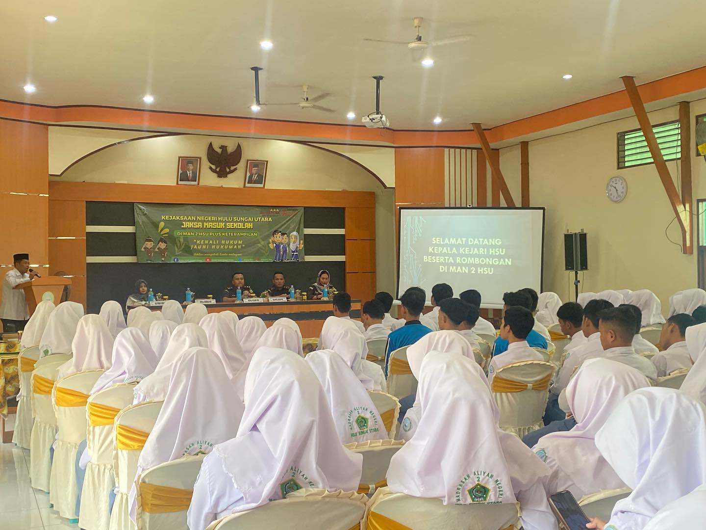 Penyuluhan Hukum Melalui Program Jaksa Masuk Sekolah di MAN 2 HSU