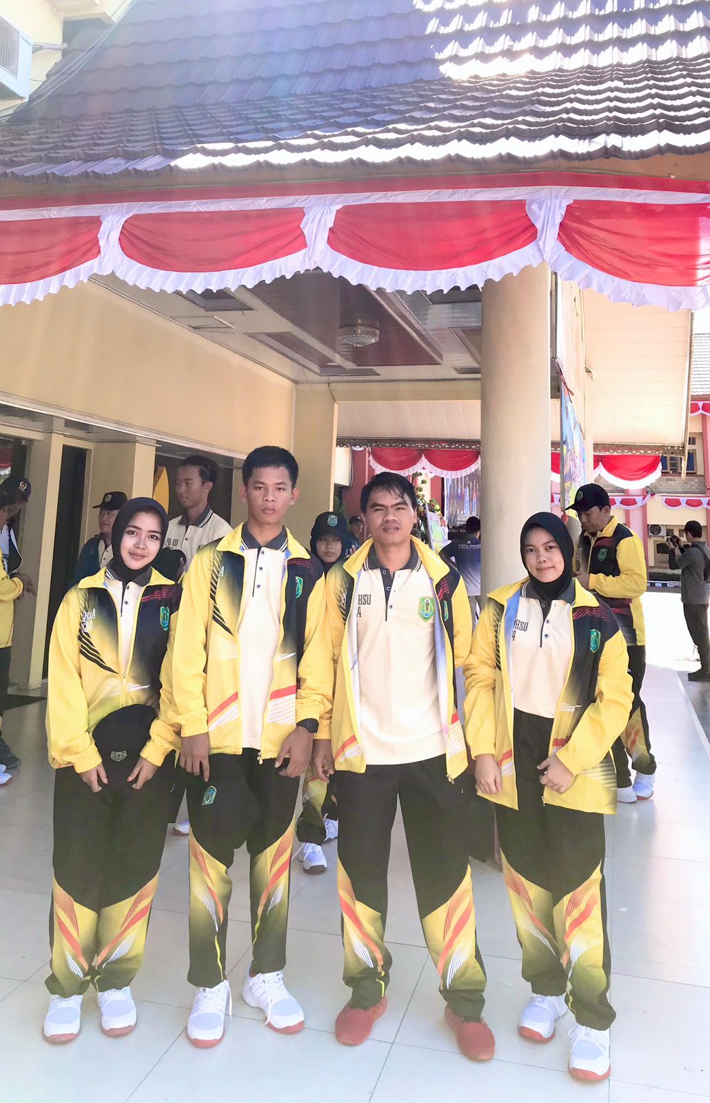 "Keluarga MAN 2 HSU Bangga dengan Prestasi Siswa/i di POPDA Provinsi Kalsel: 6 Siswa/i Bersaing di Cabang Olahraga Berbeda!"