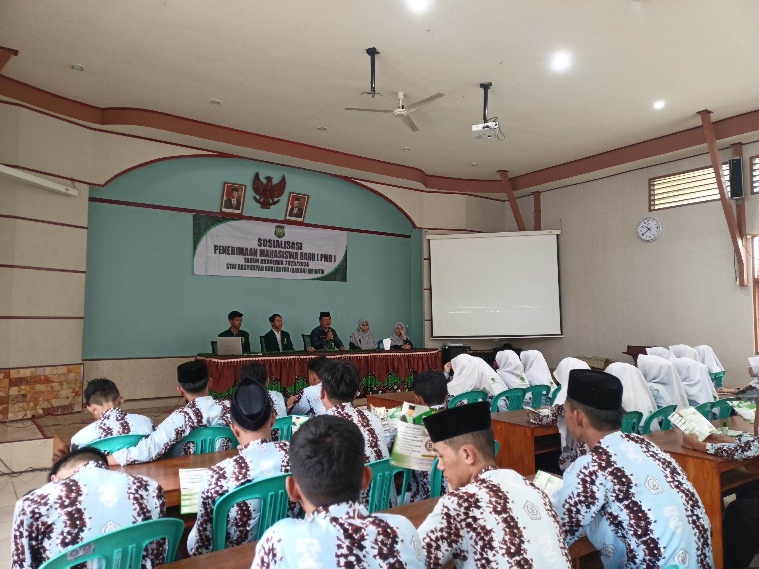 STAI RAKHA Amuntai Sosialisasikan PMB Kepada Siswa MAN 2 HSU