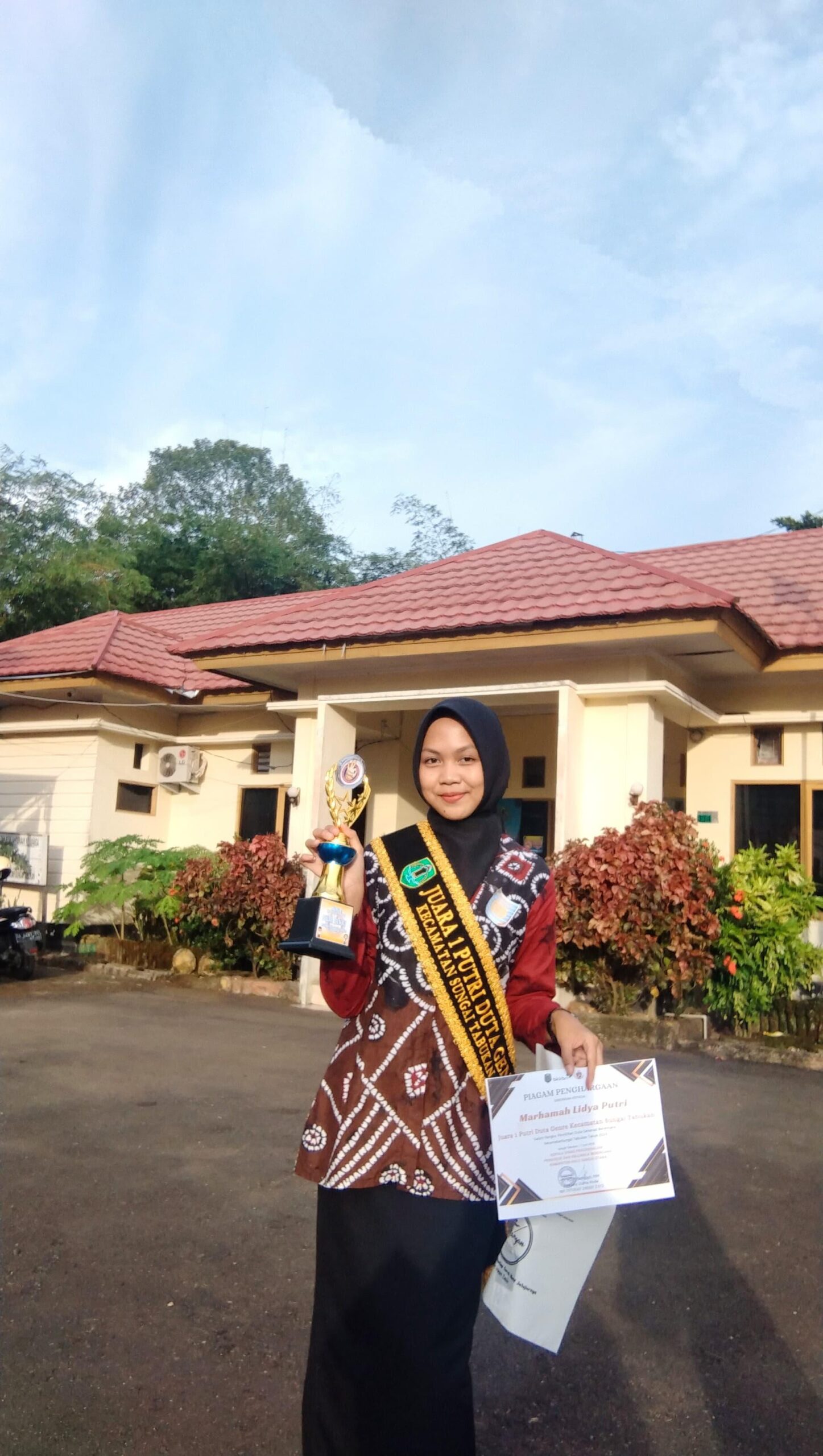 Marhamah Lidya Putri, Siswi MAN 2 HSU Raih Juara 1 Putri Duta GenRe Kec. Sungai Tabukan Tahun 2024