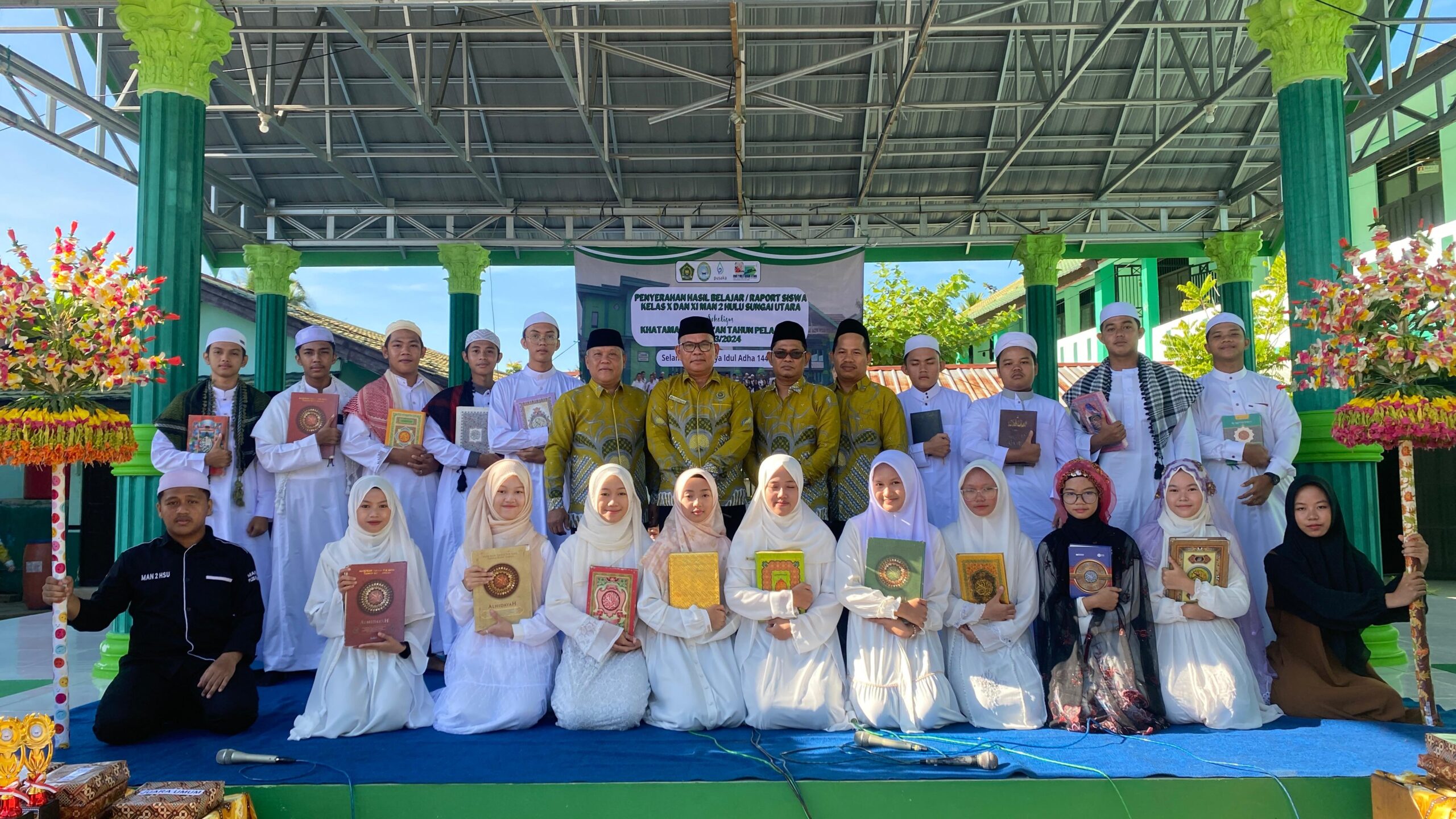 MAN 2 HSU Laksanakan Pembagian Raport Serta Khataman Al-Qur’an